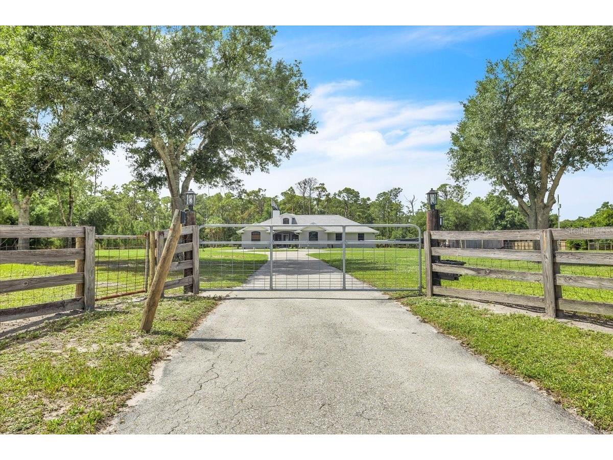 1383 Tropicaire Boulevard North Port FL 34286 C7526631 image46