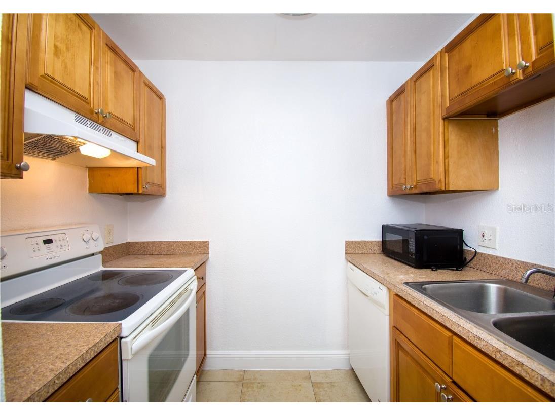 13830 Orange Sunset Drive #202 Tampa FL 33618 TB8449081 image12