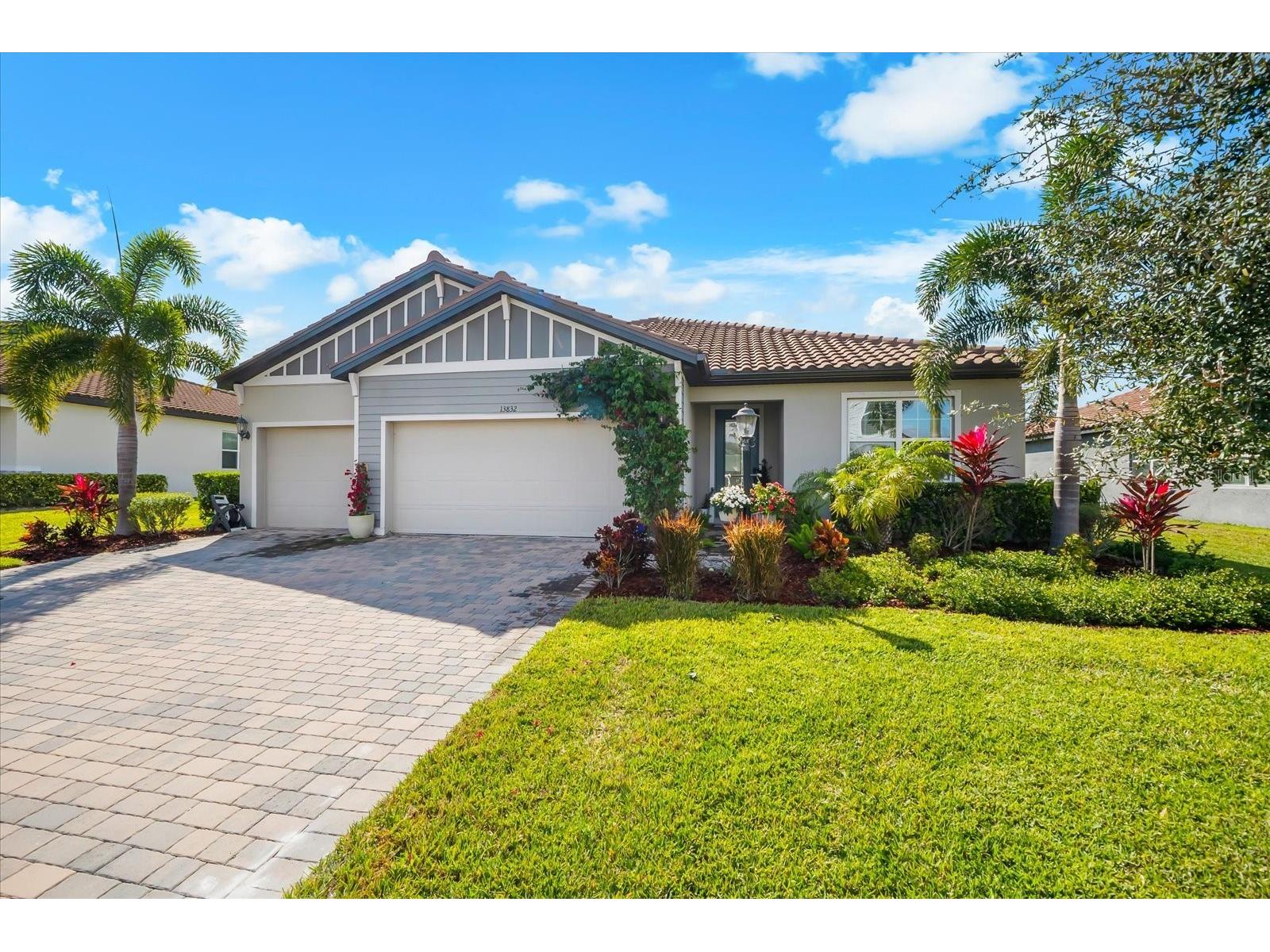 13832 Green Hammock Place Bradenton FL 34211 A4679985 image1