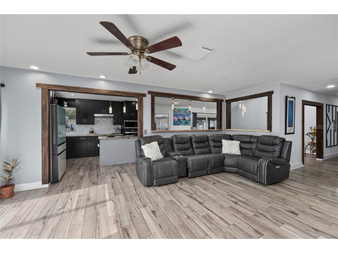 13834 Cherry Creek Drive Tampa FL 33618 TB8449466 image20