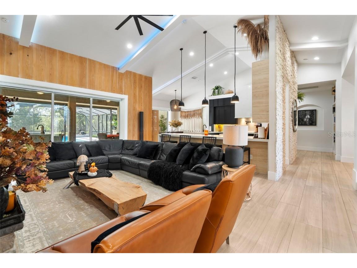 1384 E Lake Shore Boulevard Kissimmee FL 34744 O6278826 image3