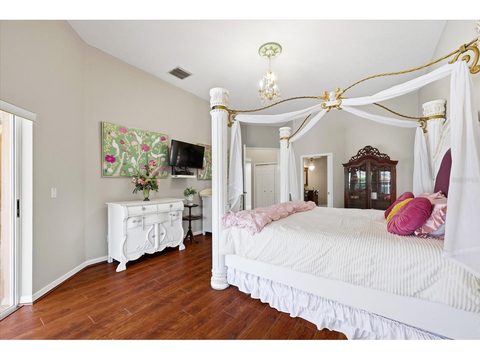 1384 Forestedge Boulevard Oldsmar FL 34677 TB8490510 image16