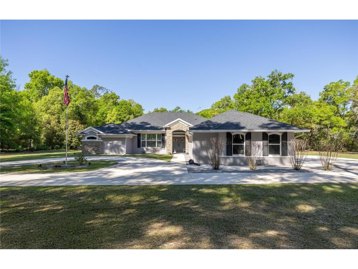 13843 SE Highway 464c Ocklawaha FL 32179 OM698427 image1