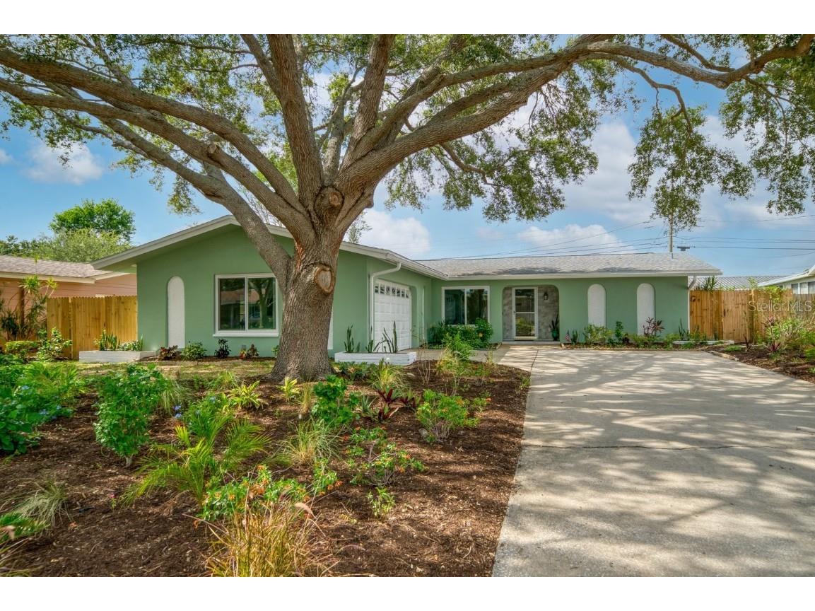 13847 Trinidad Drive Seminole FL 33776 U8205540 image1