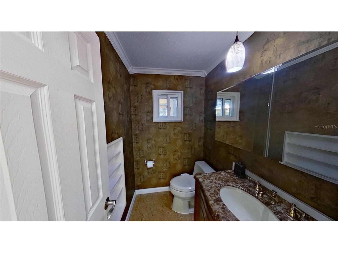 1385 43rd Street Sarasota FL 34234 A4671510 image17