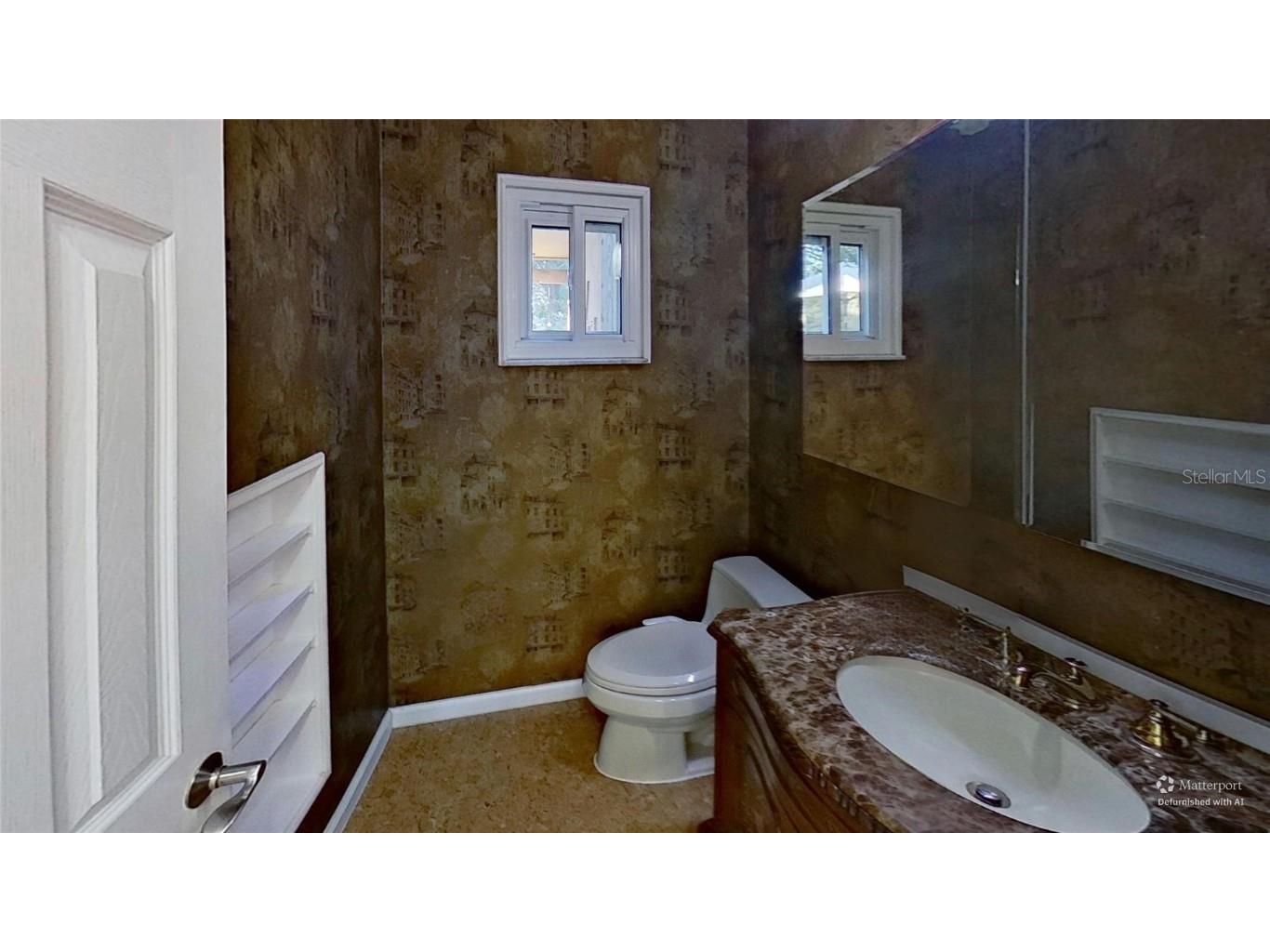 1385 43rd Street Sarasota FL 34234 A4671510 image18