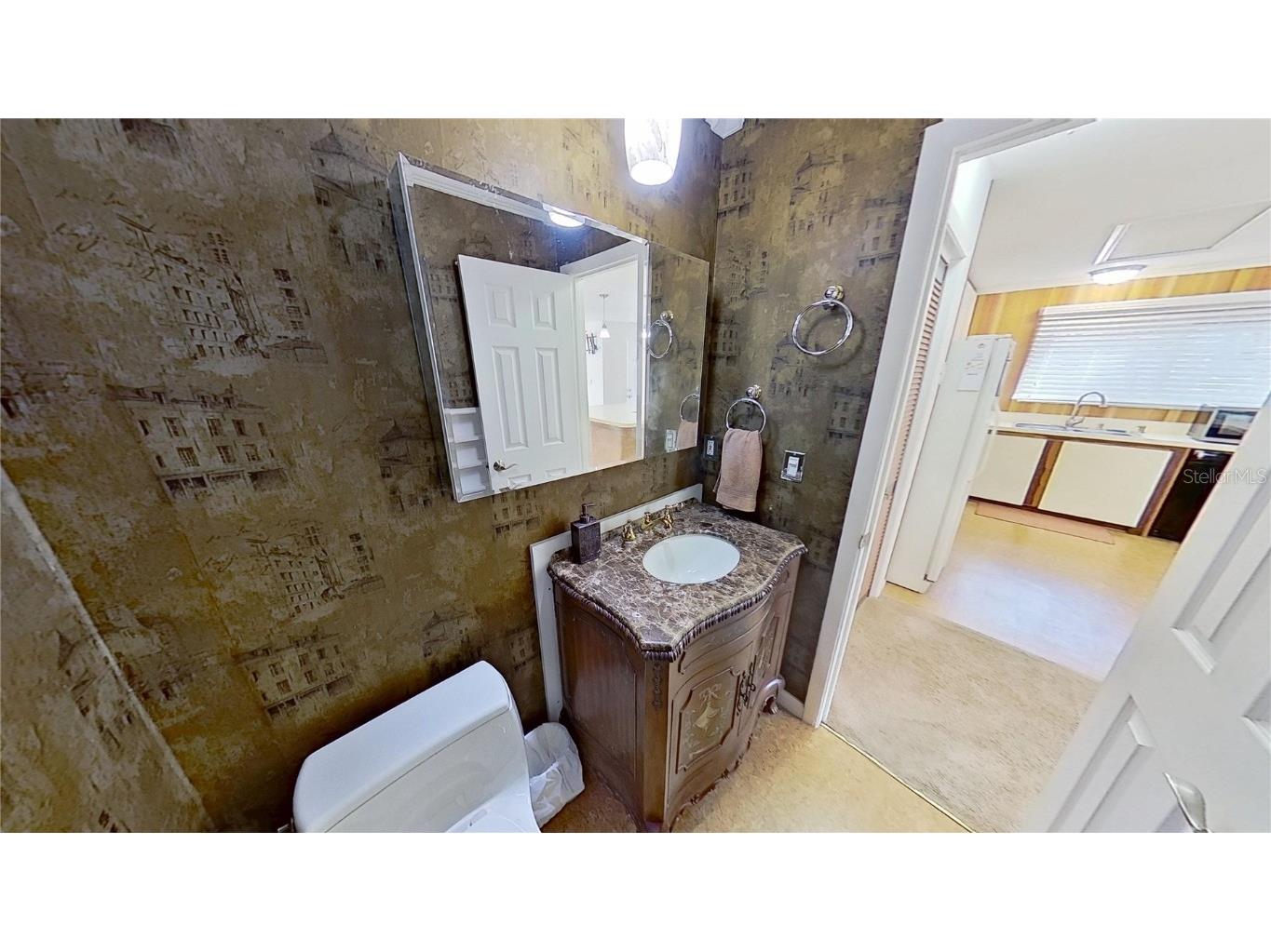 1385 43rd Street Sarasota FL 34234 A4671510 image20