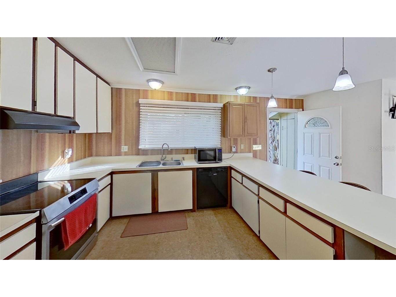 1385 43rd Street Sarasota FL 34234 A4671510 image9