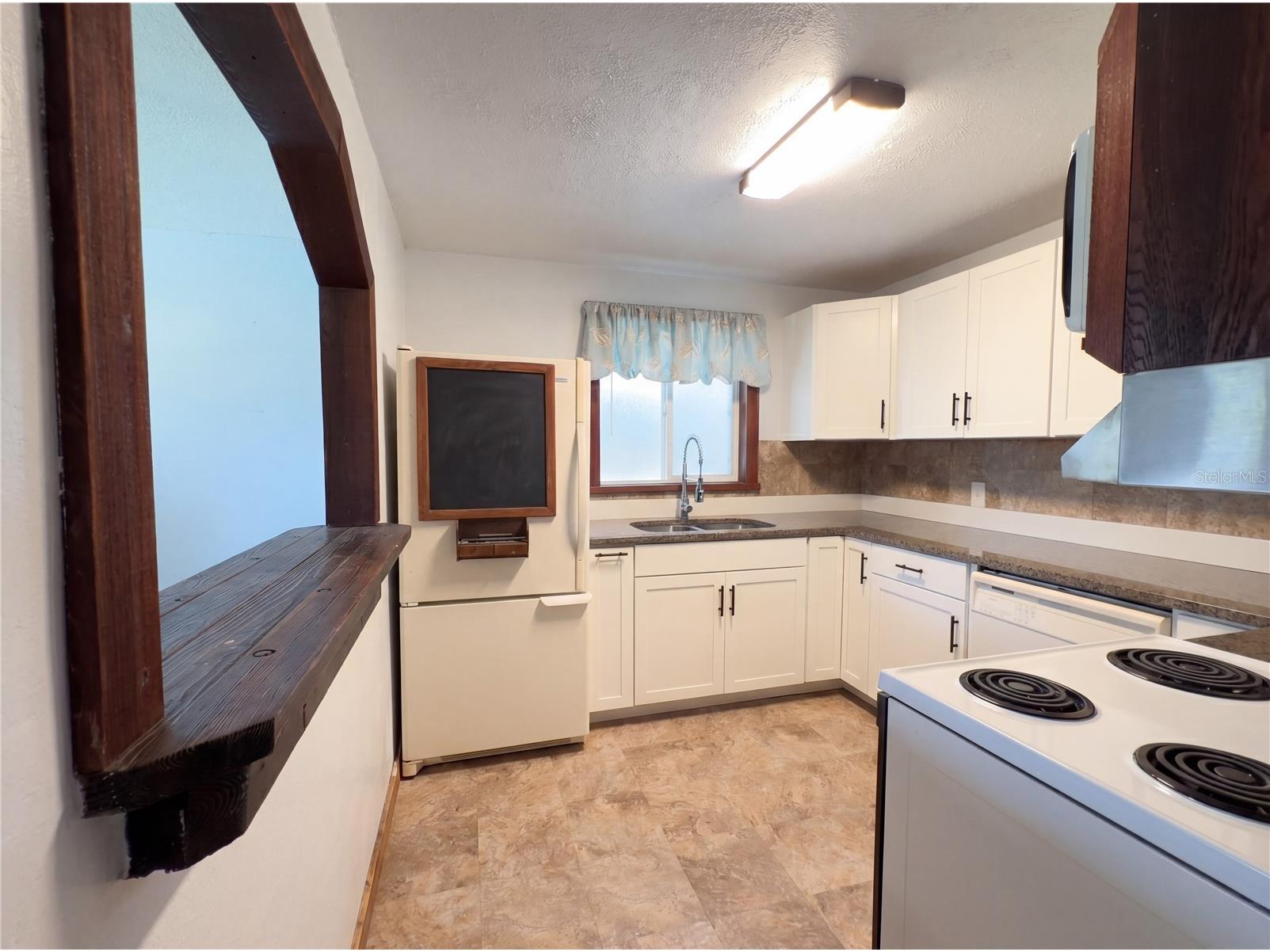 1385 Bender Avenue Daytona Beach FL 32117 O6402726 image2
