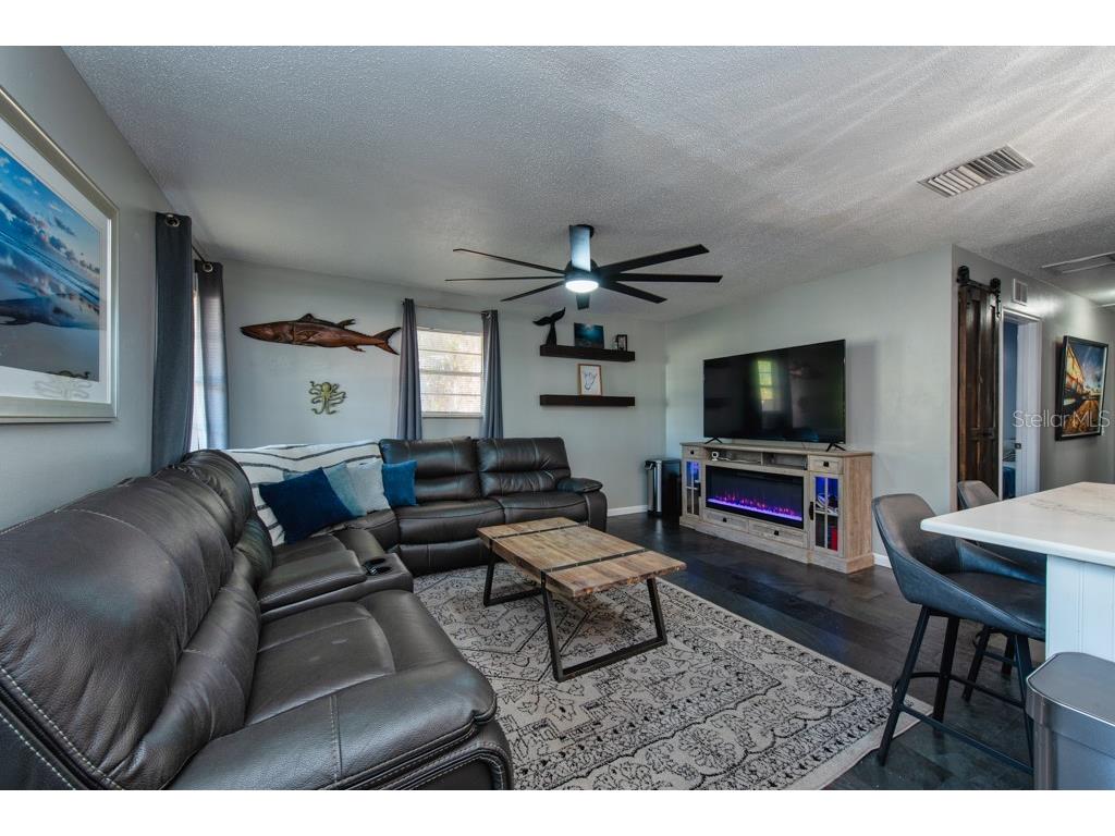 1385 Milton Street Clearwater FL 33756 TB8445367 image3