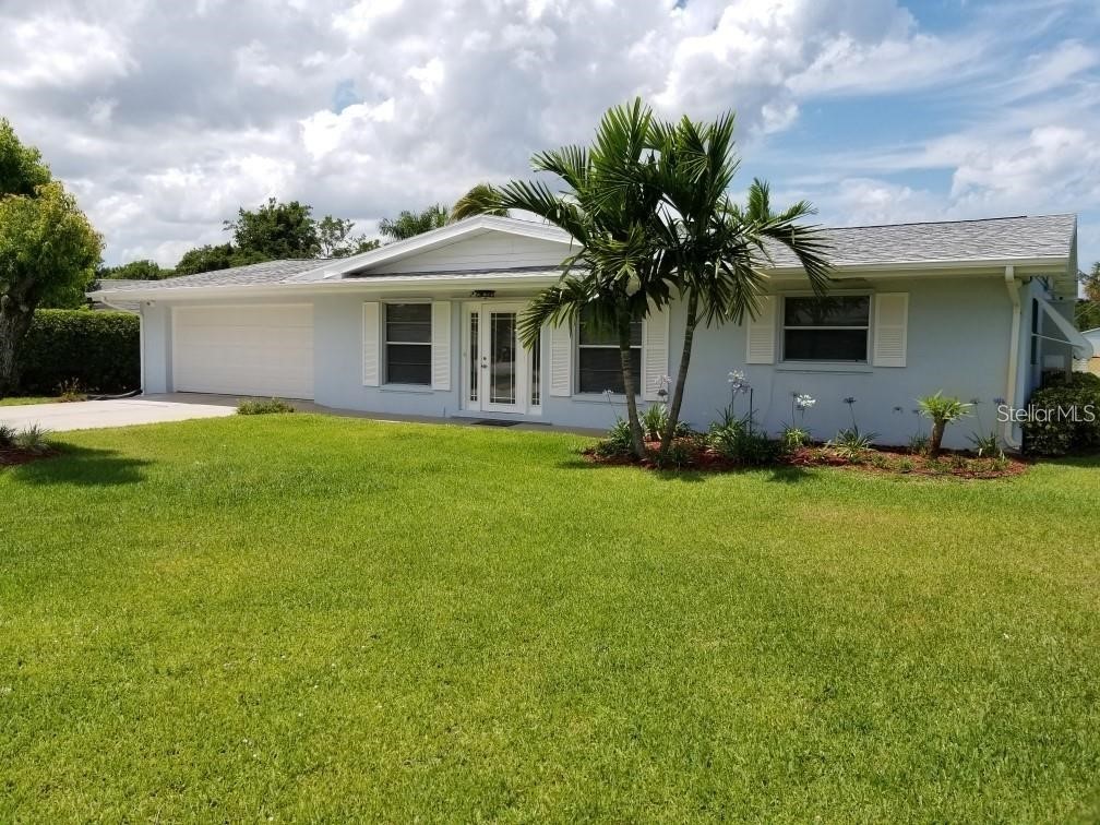 1385 NE Hilltop Street Jensen Beach FL 34957 O6105628 image1
