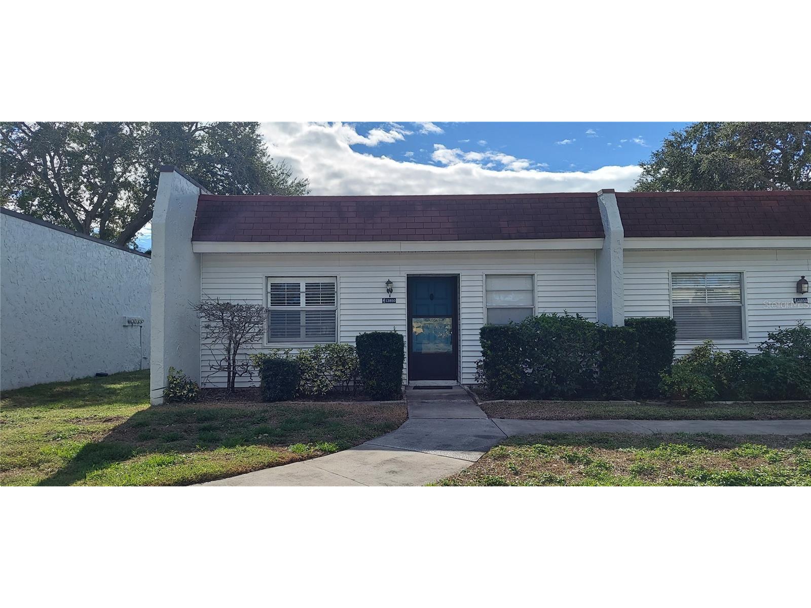 13850 Oakwood Lane Seminole FL 33776 TB8513911 image1