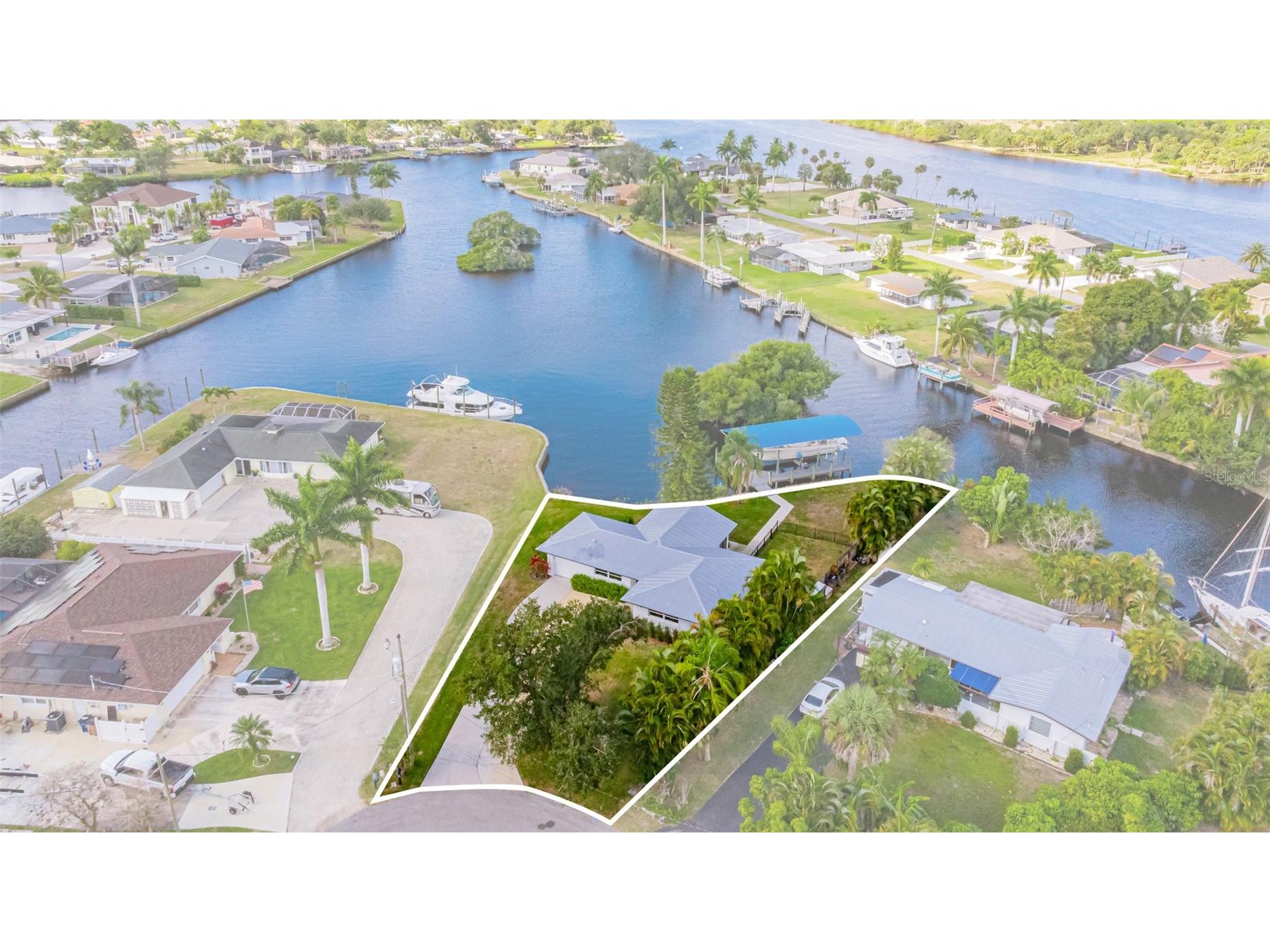 13856 Lazy Lane Fort Myers FL 33905 A4680301 image1