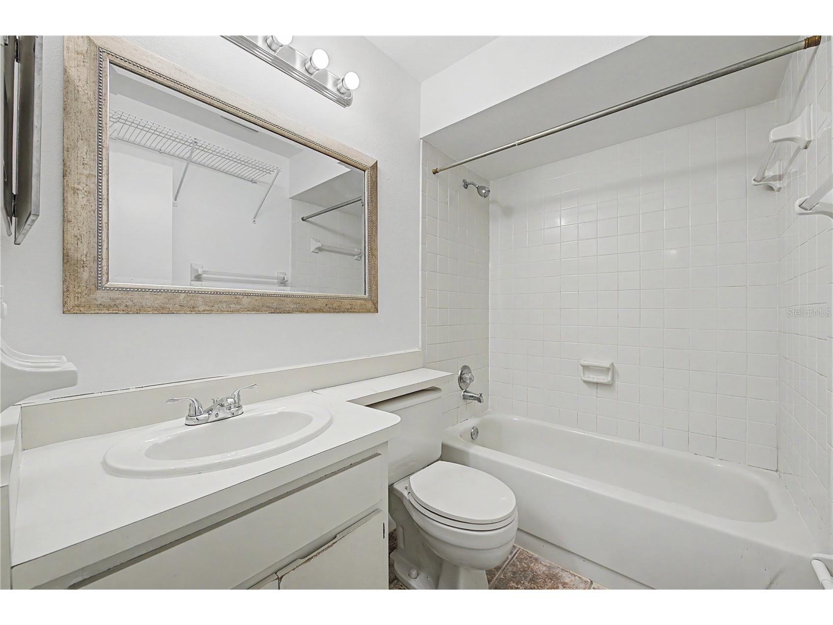 13856 Stone Mill Way Tampa FL 33613 TB8527601 image20
