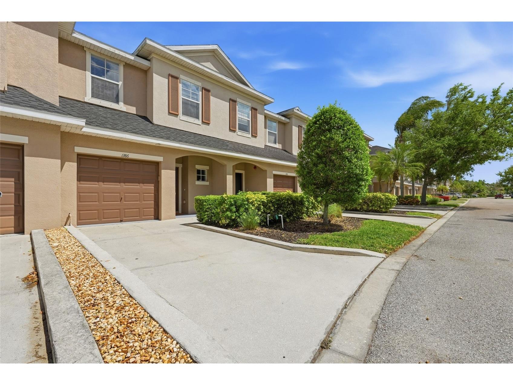 1386 Grantham Drive Sarasota FL 34234 A4689609 image1