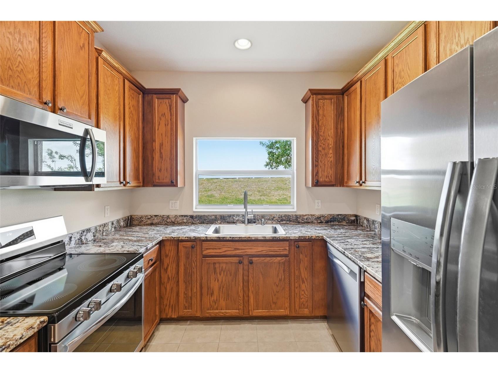 1386 Grantham Drive Sarasota FL 34234 A4689609 image10