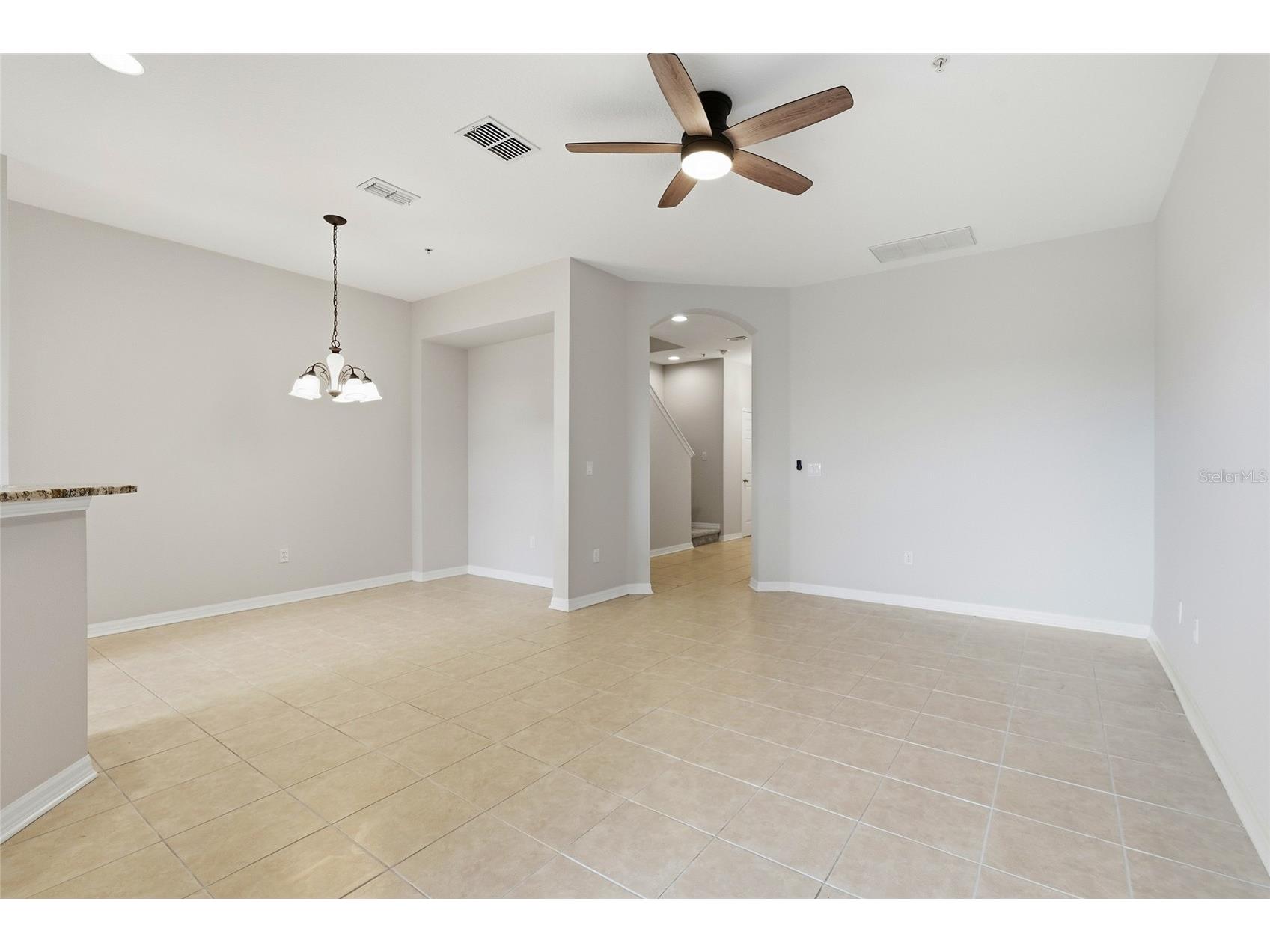 1386 Grantham Drive Sarasota FL 34234 A4689609 image13