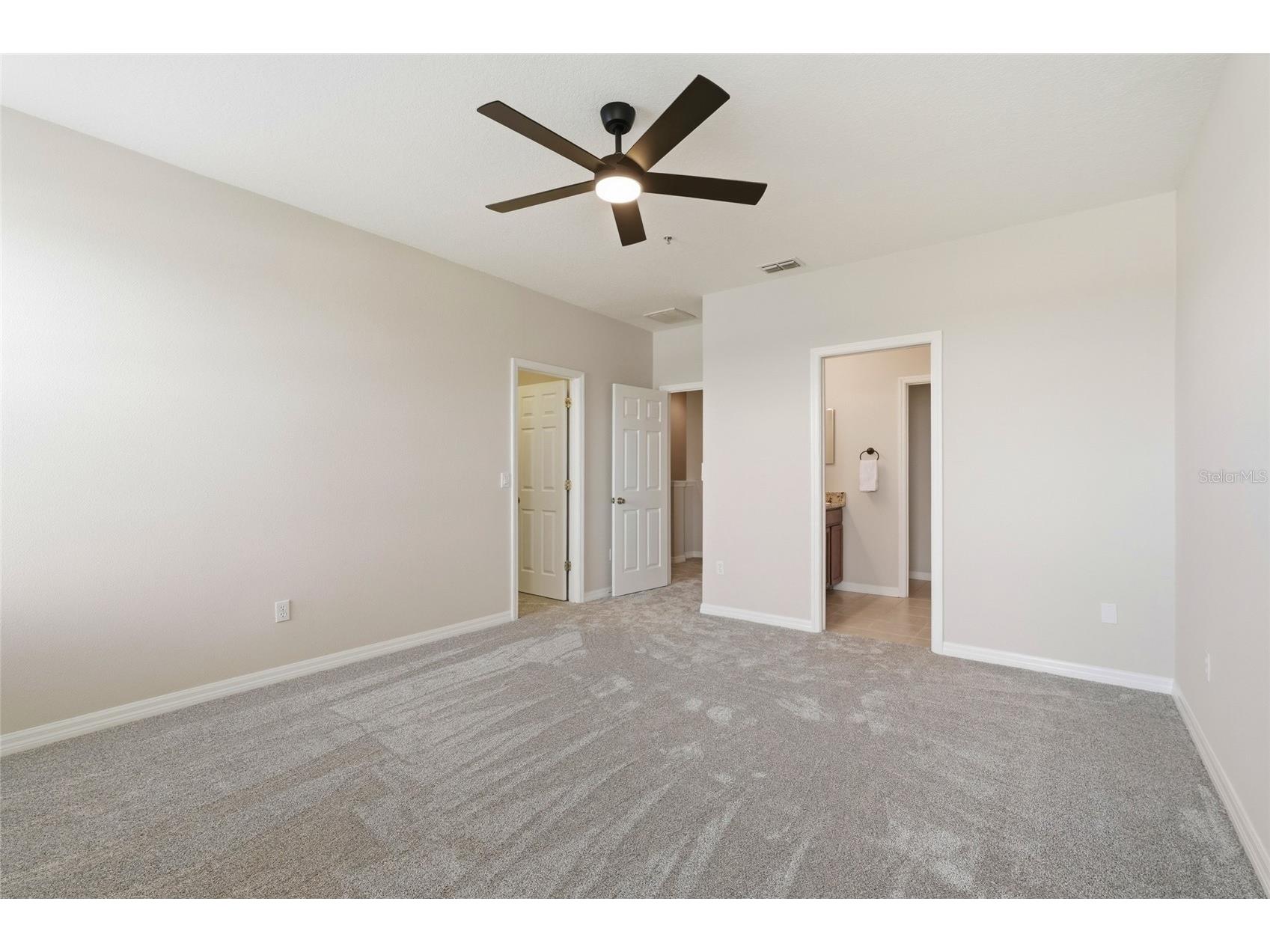 1386 Grantham Drive Sarasota FL 34234 A4689609 image18