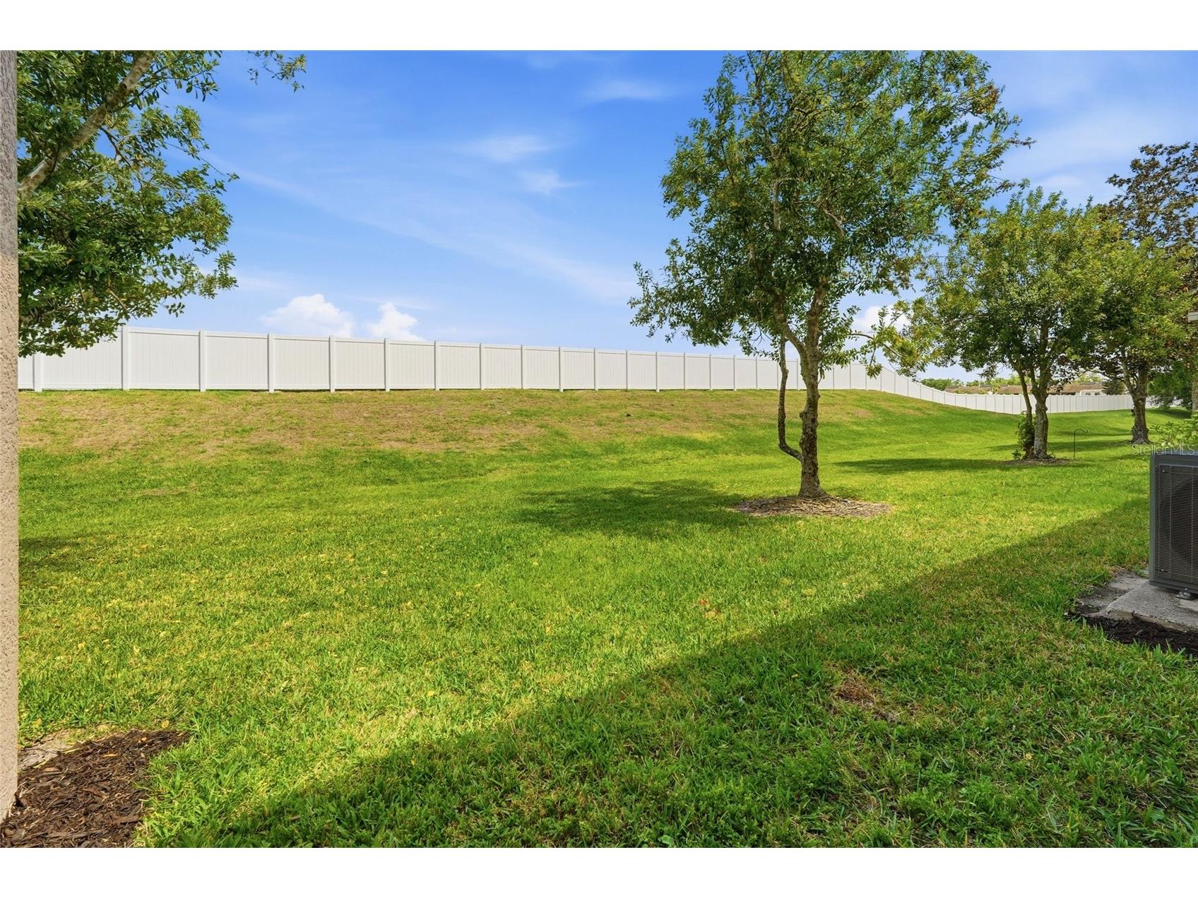 1386 Grantham Drive Sarasota FL 34234 A4689609 image32