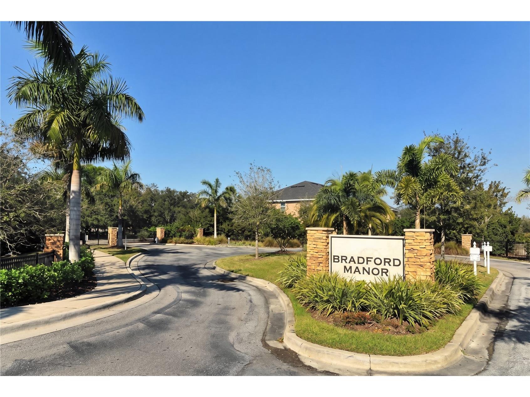 1386 Grantham Drive Sarasota FL 34234 A4689609 image34
