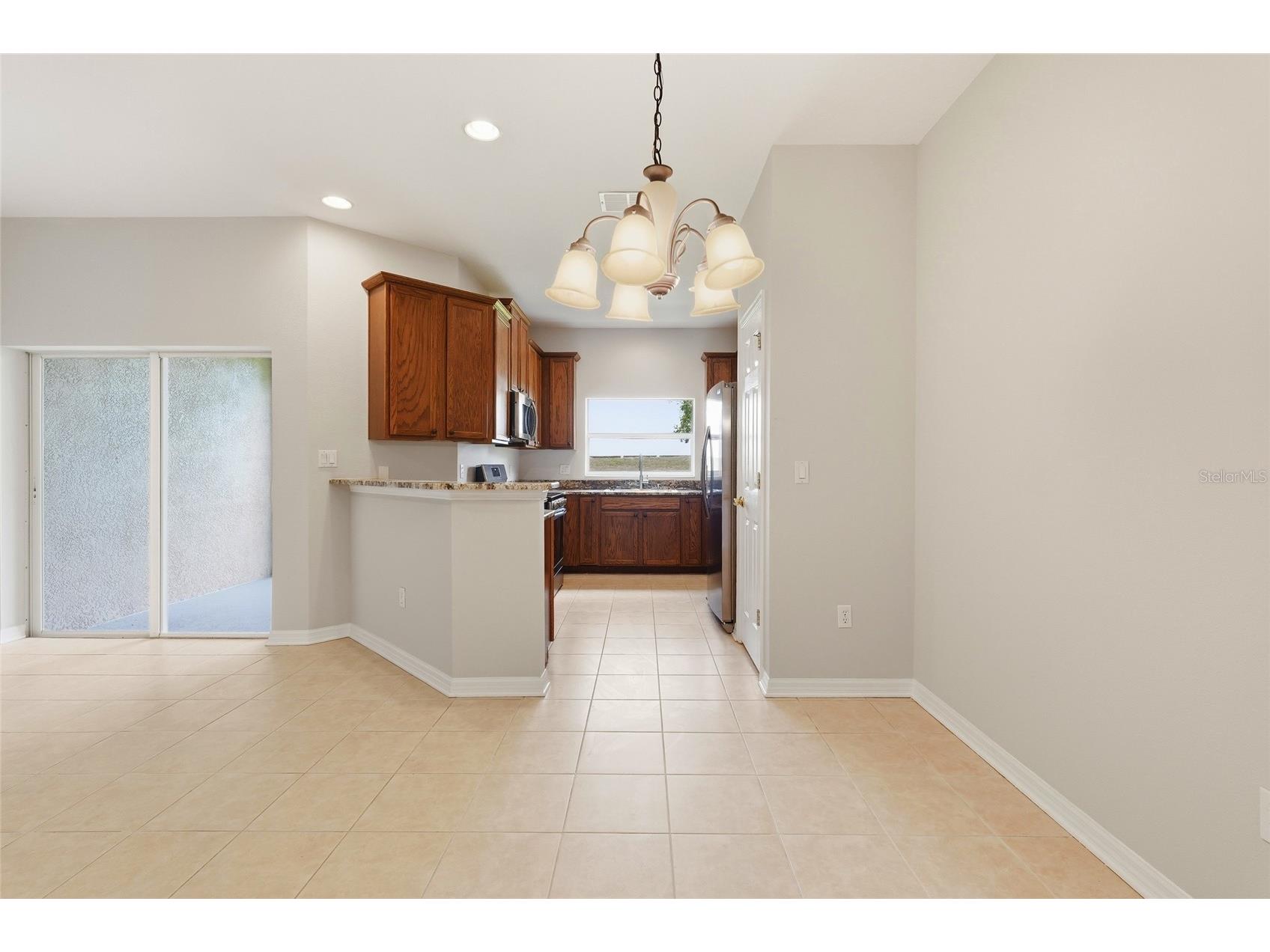 1386 Grantham Drive Sarasota FL 34234 A4689609 image6