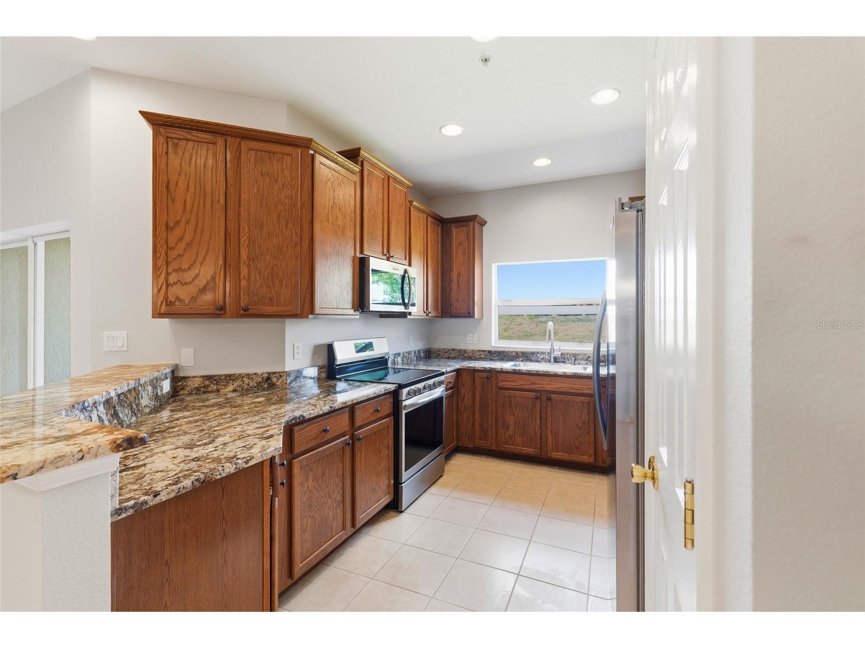 1386 Grantham Drive Sarasota FL 34234 A4689609 image8