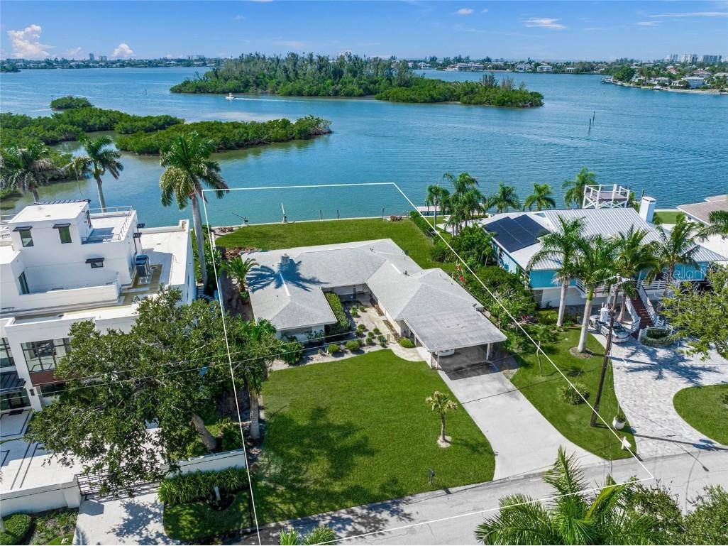 1386 Tangier Way Sarasota FL 34239 - ROBERTS BAY A4670424 image19