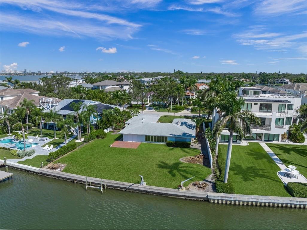 1386 Tangier Way Sarasota FL 34239 - ROBERTS BAY A4670424 image21