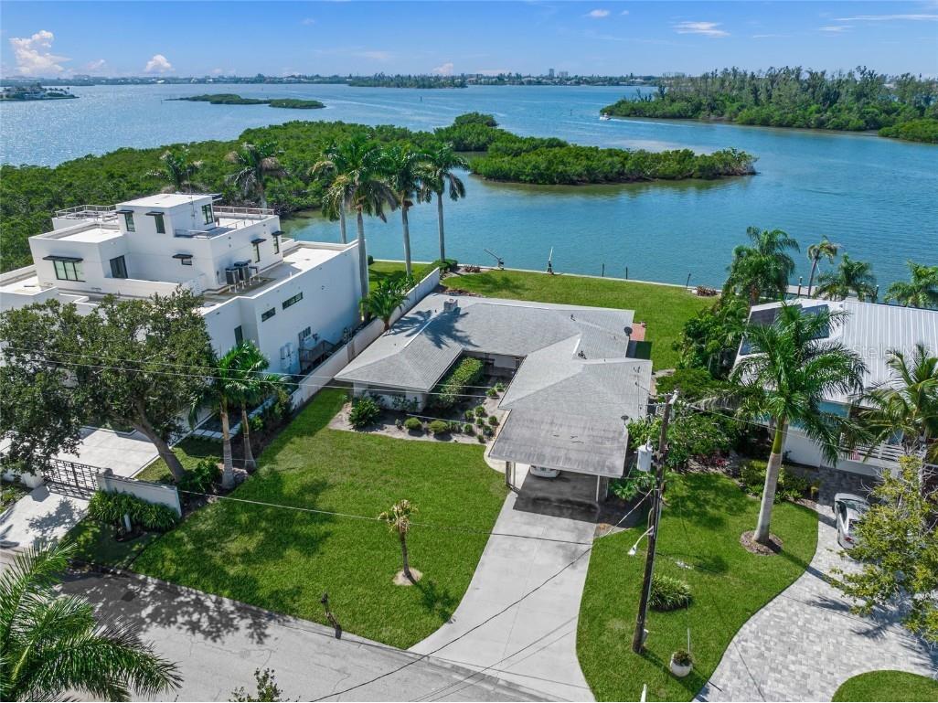 1386 Tangier Way Sarasota FL 34239 - ROBERTS BAY A4670424 image23