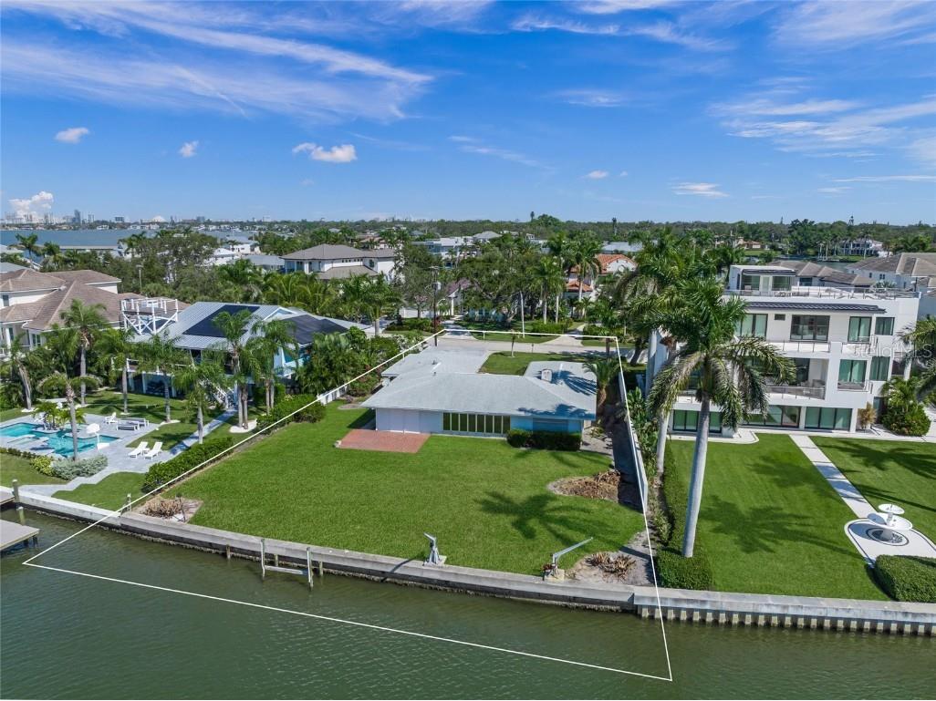 1386 Tangier Way Sarasota FL 34239 - ROBERTS BAY A4670424 image5