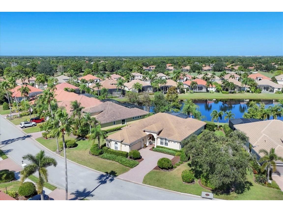 13861 Siena Loop Lakewood Ranch FL 34202 A4668432 image2