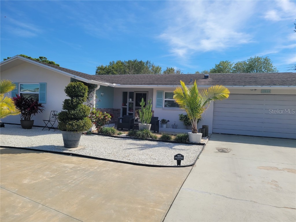 13864 Dominica Drive Seminole FL 33776 U8196908 image1