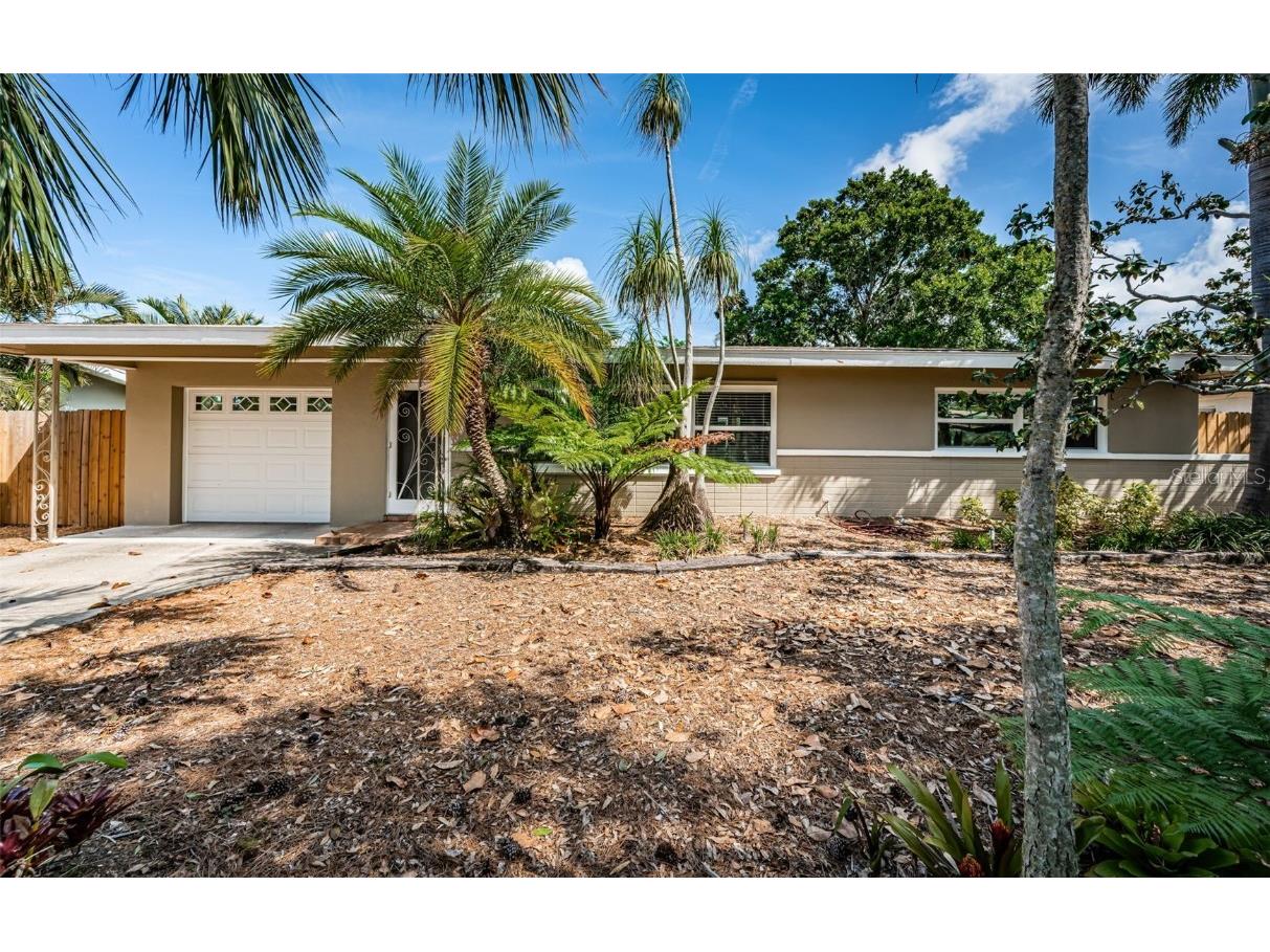 13865 Bermuda Drive Seminole FL 33776 TB8370996 image1