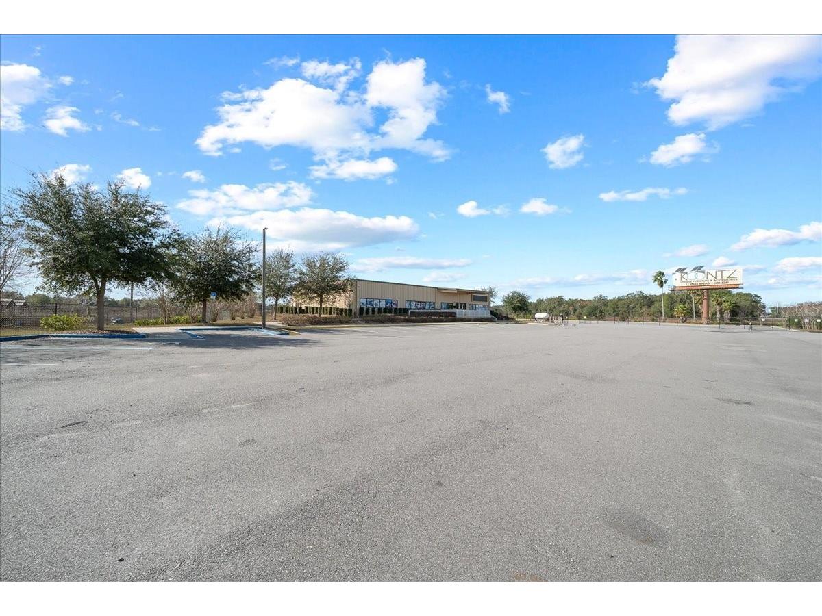 13866 S Us Highway 441 Highway Summerfield FL 34491 OM716459 image22