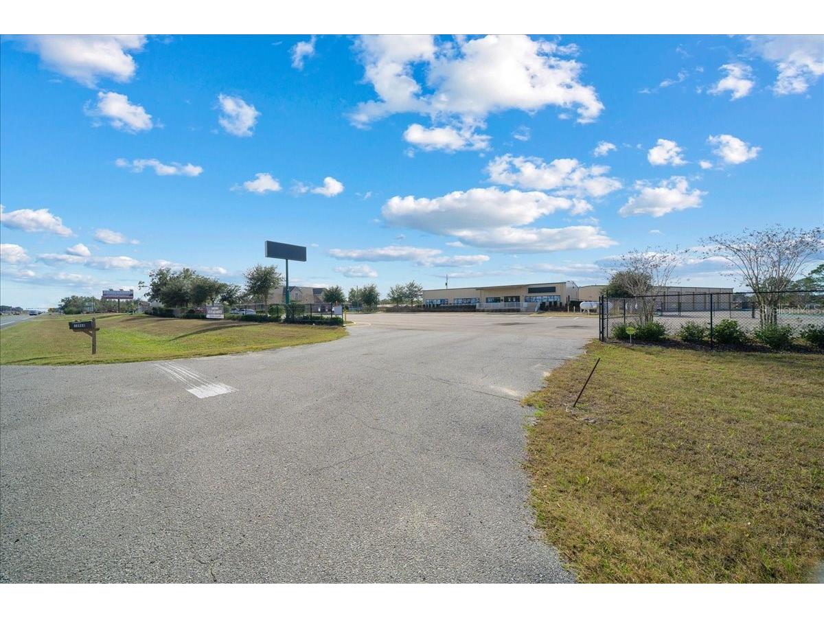 13866 S Us Highway 441 Highway Summerfield FL 34491 OM716459 image40
