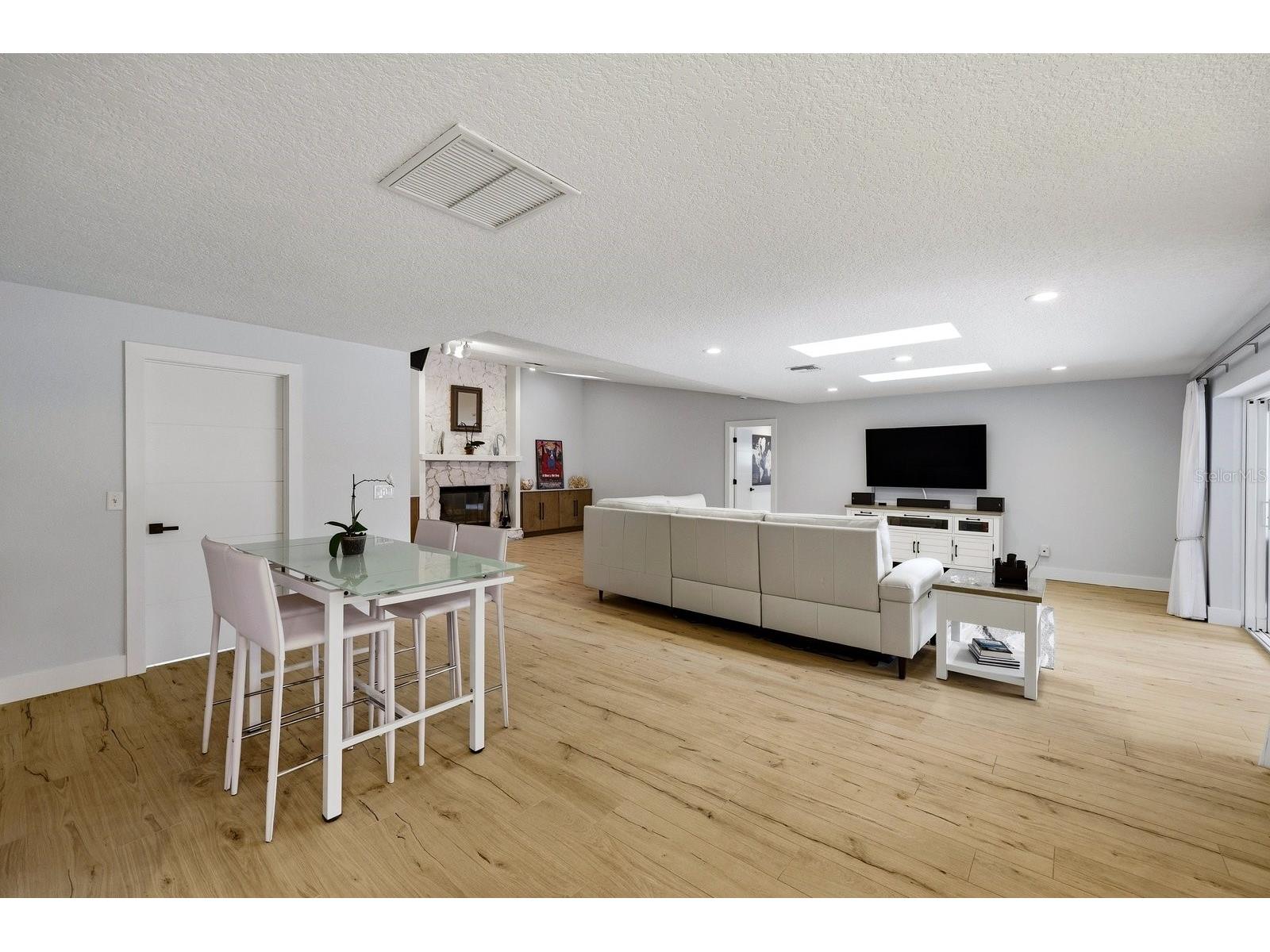 13867 Feather Sound Drive Clearwater FL 33762 TB8521206 image9