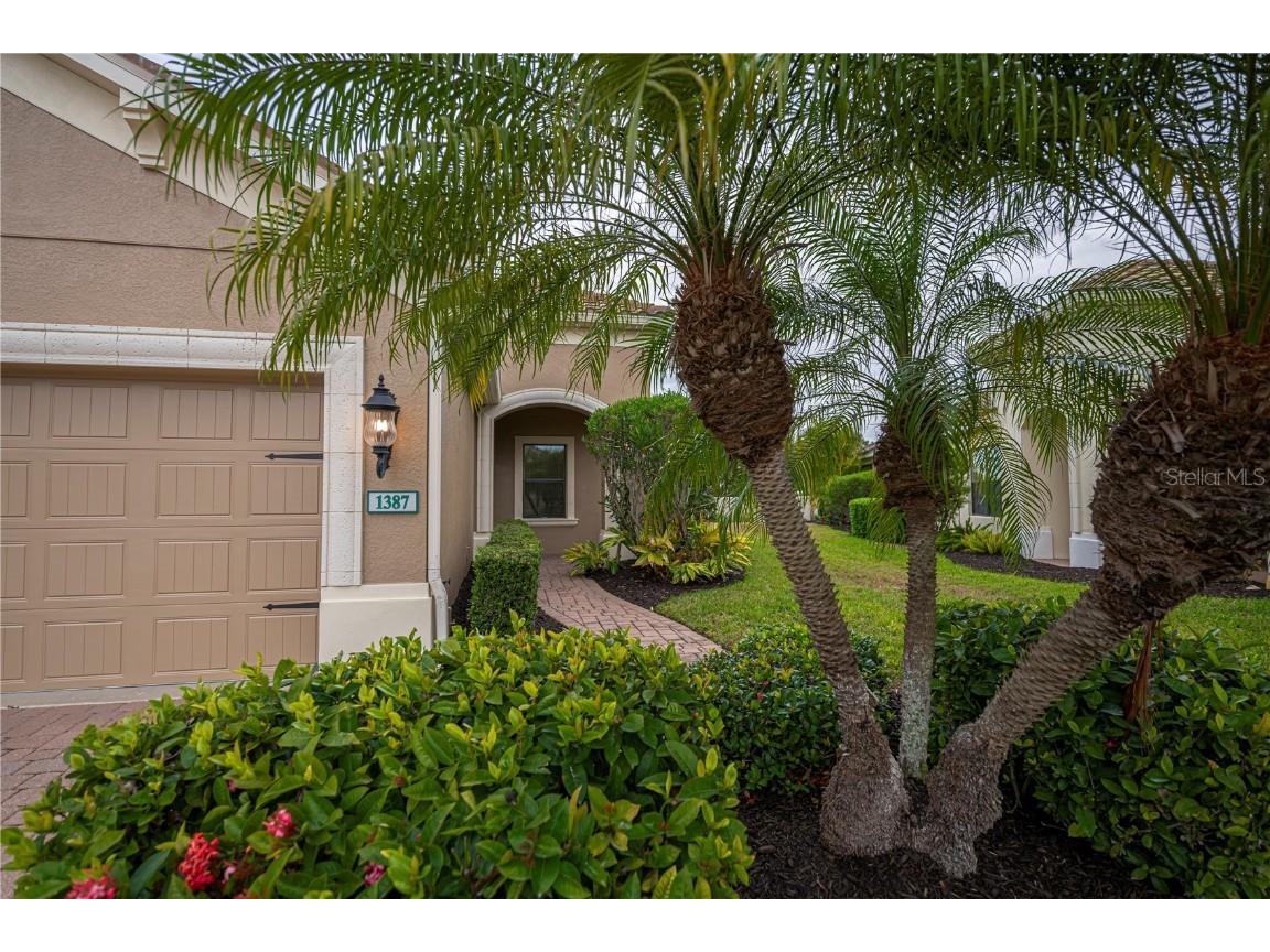 1387 Backspin Drive Englewood FL 34223 A4674067 image1