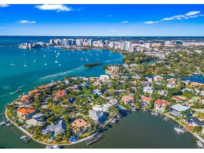 1387 Harbor Drive Sarasota FL 34239 A4697052 image5