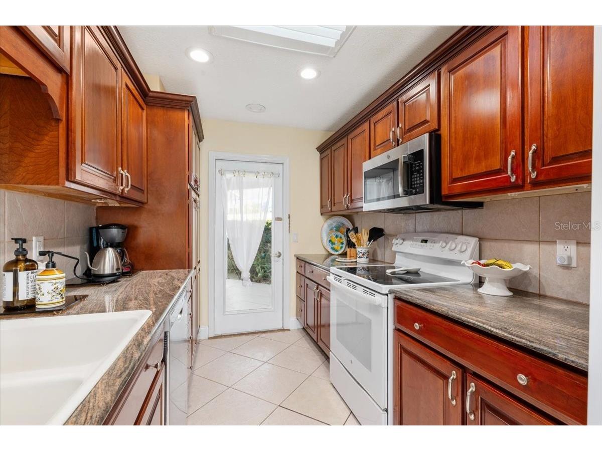 1387 Moonmist Drive #G2 Sarasota FL 34242 A4695346 image22