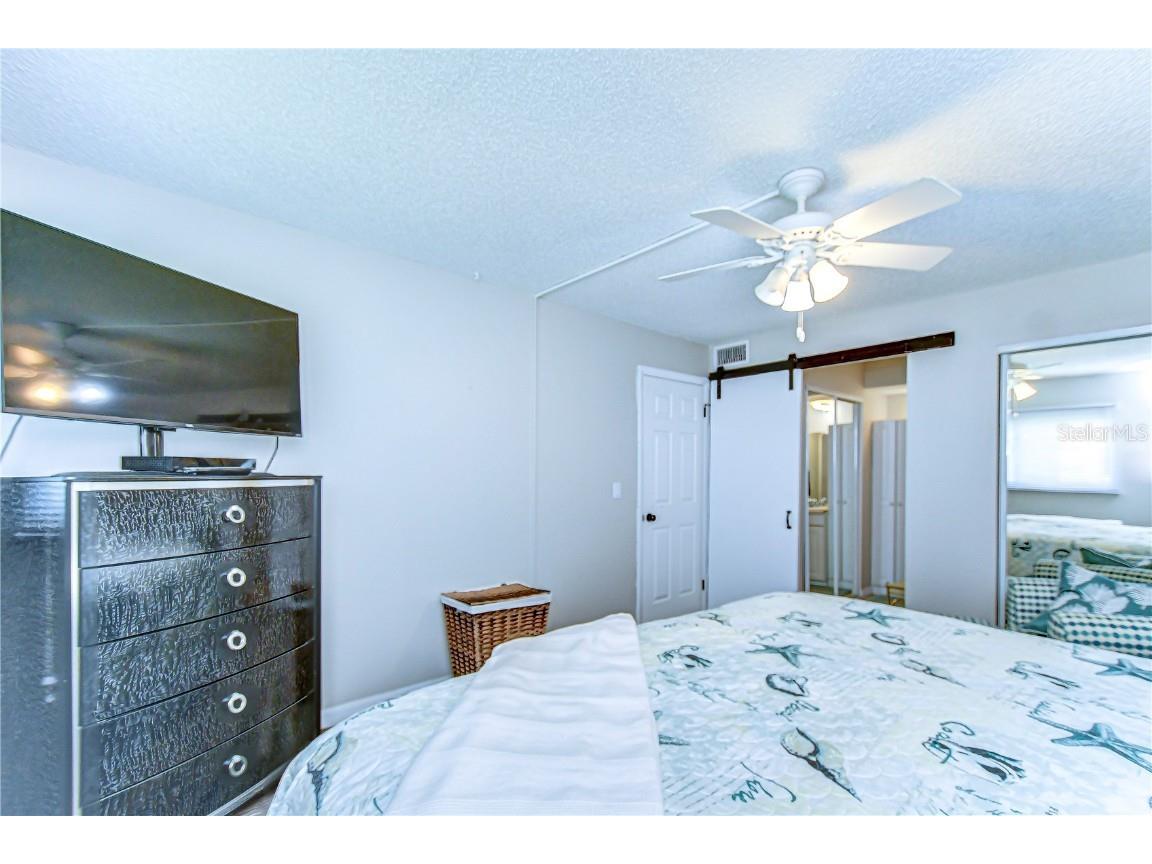 13870 Oakwood Lane #13870 Seminole FL 33776 TB8376355 image16