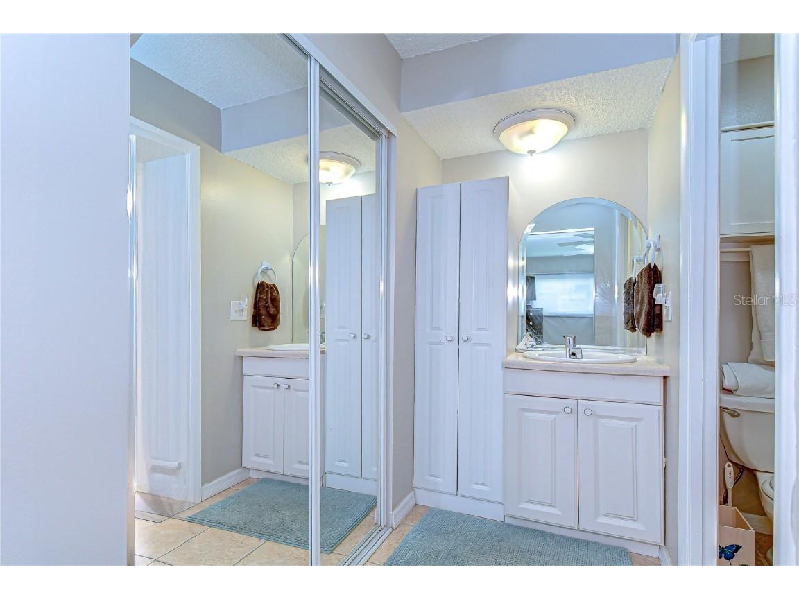 13870 Oakwood Lane #13870 Seminole FL 33776 TB8376355 image17