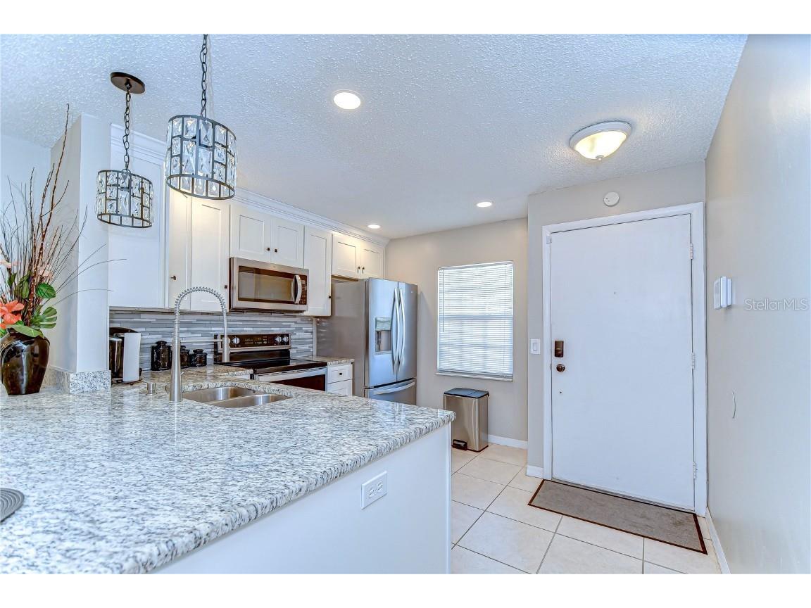 13870 Oakwood Lane #13870 Seminole FL 33776 TB8376355 image3