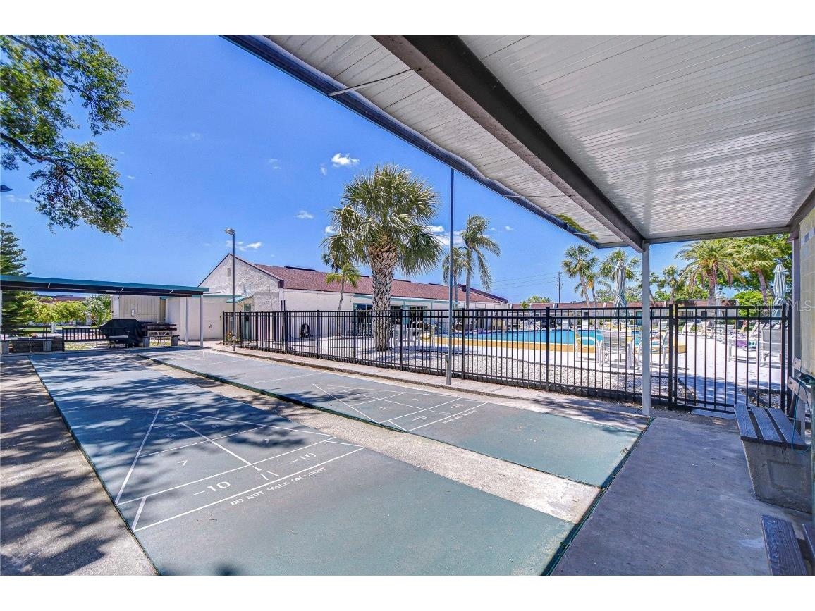 13870 Oakwood Lane Seminole FL 33776 TB8453372 image33