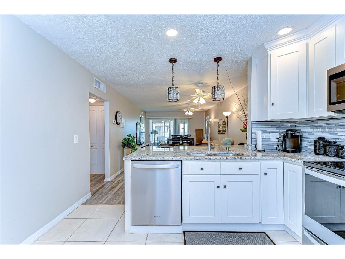 13870 Oakwood Lane Seminole FL 33776 TB8453372 image7