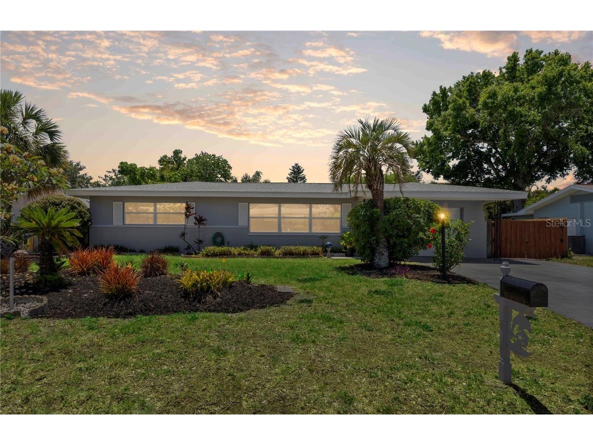 13880 Dominica Drive Seminole FL 33776 TB8379809 image1