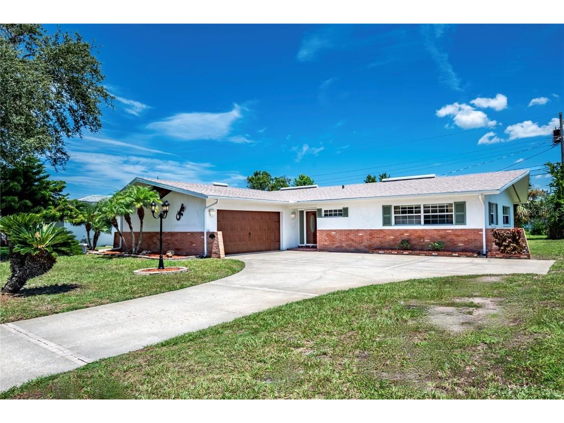 13883 Jamaica Drive Seminole FL 33776 TB8398094 image1