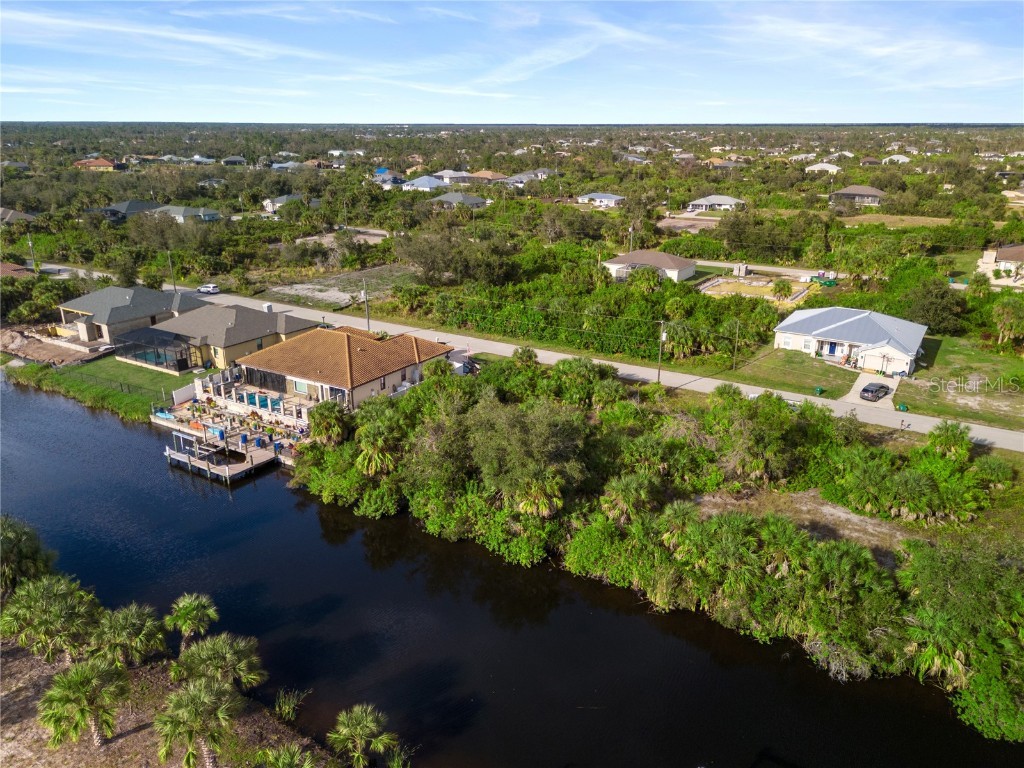 13886 Allamanda Circle Port Charlotte FL 33981 - ALLAMANDA WATERWAY D6133876 image2