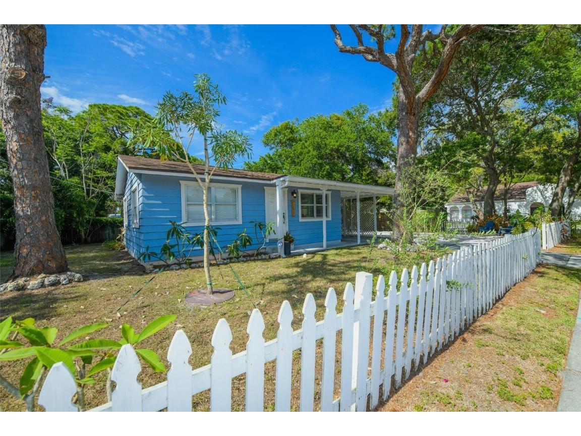 1389 19th Street Sarasota FL 34234 A4569817 image1