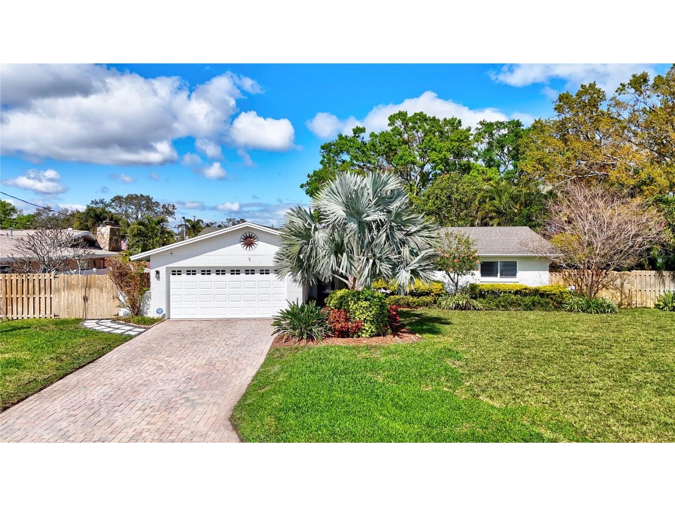 1389 47th Avenue NE Saint Petersburg FL 33703 TB8443113 image1