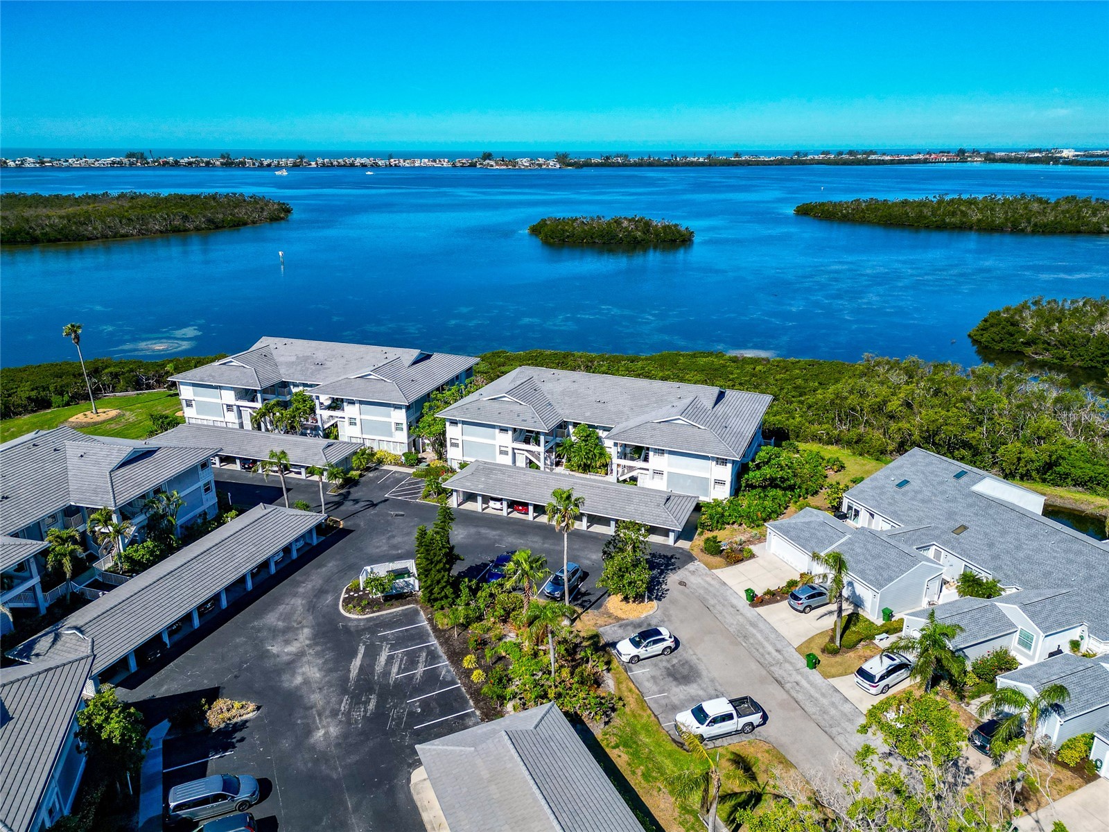 1389 Perico Pointe Cir Circle #140 Bradenton FL 34209 - ANNA MARIA SOUND A4678879 image1
